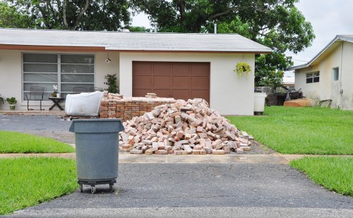 Benefits of hiring a skip for convenient waste disposal