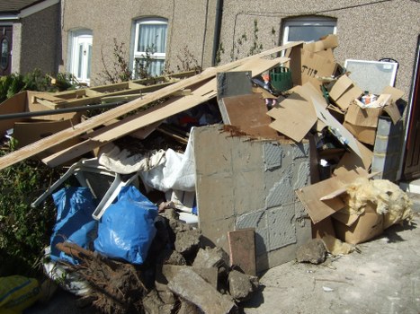 Environmental recycling process for skip hire waste